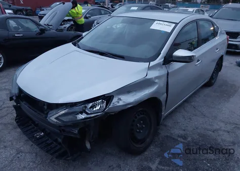2017 Nissan Sentra S z USA, uszkodzony, nr VIN 3N1AB7APXHY299584